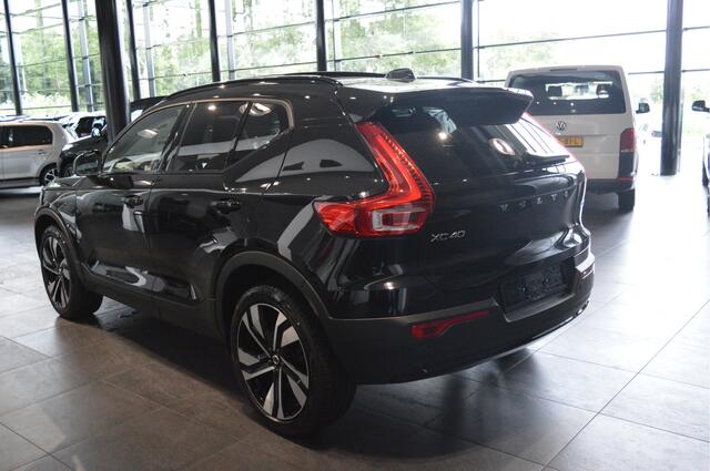 Volvo XC40 2.0 B3 Plus Dark leer pano camera harman kardon 20 inch !!