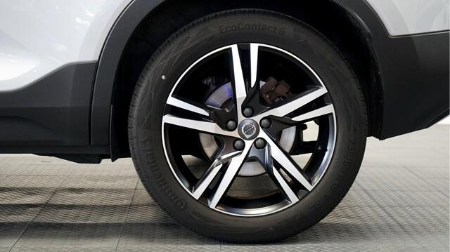 Volvo XC40 1.5 T4 Recharge 155kW/211pk DCT7 R-Design ADAPT.CRUISE + PILOT ASSIST + SPORTSTOELEN + LEER/ALCANTARA + CAMERA + STOEL-&STUURVERWARMING + BI-TONE + KEYLESS ENTRY&GO + PARKSENSOREN V&A + LED HIGH BEAM + 19" LM-VELGEN!!