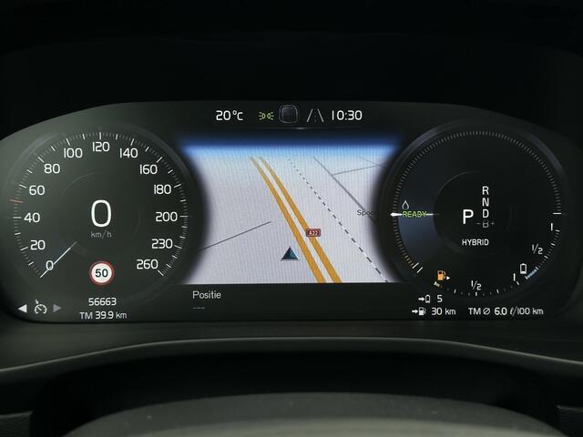 Volvo XC40 1.5 T5 Twin Engine R-Design PHEV , Automaat, Panoramadak, Keyless entry, Harman Kardon audio, 20 inch wielen, Stoelverwarming, DAB audio, Parkeercamera achter