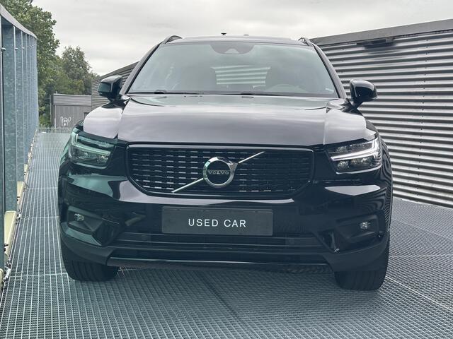 Volvo XC40 1.5 T5 Twin Engine R-Design PHEV , Automaat, Panoramadak, Keyless entry, Harman Kardon audio, 20 inch wielen, Stoelverwarming, DAB audio, Parkeercamera achter