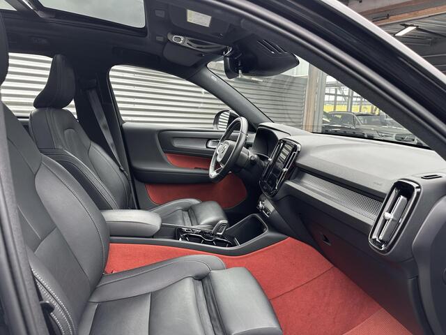 Volvo XC40 1.5 T5 Twin Engine R-Design PHEV , Automaat, Panoramadak, Keyless entry, Harman Kardon audio, 20 inch wielen, Stoelverwarming, DAB audio, Parkeercamera achter