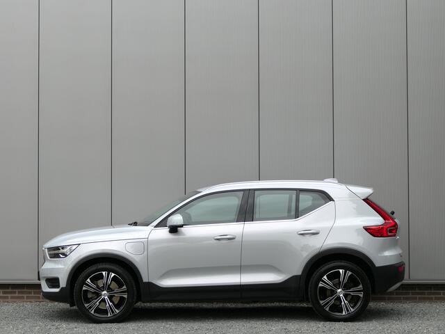 Volvo XC40 1.5 T4 Recharge Inscription Leer / Keyless Entry / 19'' / DAB+ / Navi
