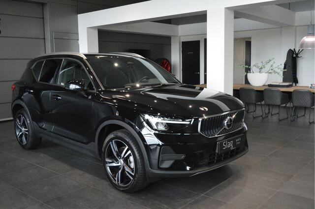 Volvo XC40 2.0 B3 Core navi keyless camera led pdc 19 inch 164 pk !!