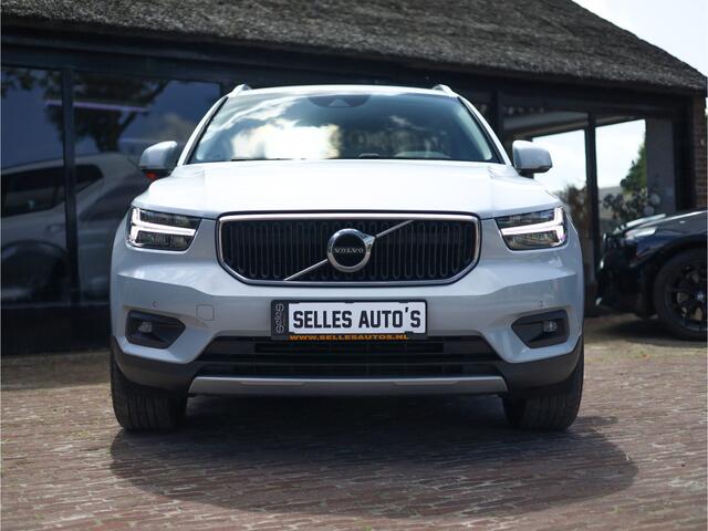 Volvo XC40 1.5 T2 Momentum Camera | Applecarplay