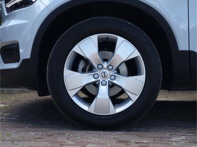 Volvo XC40 1.5 T2 Momentum Camera | Applecarplay