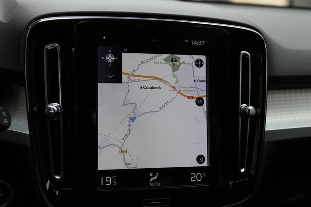 Volvo XC40 1.5 T3 Momentum Navi HK Camera LED