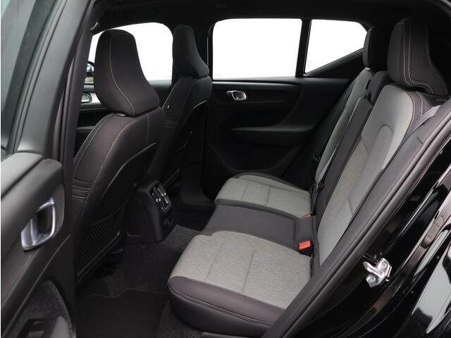 Volvo XC40 T4 Recharge R-Design / Pan dak / CarPlay / DAB+ / 19"
