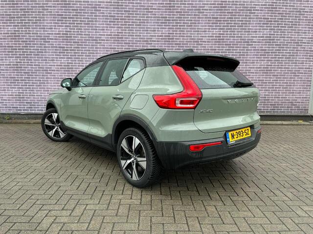 Volvo XC40 Recharge Pro | Panoramadak | Harman Kardon | Adaptive Cruise | Elektr. stoelbediening | Stuur/stoelverwarming | Standkachel | Google Maps
