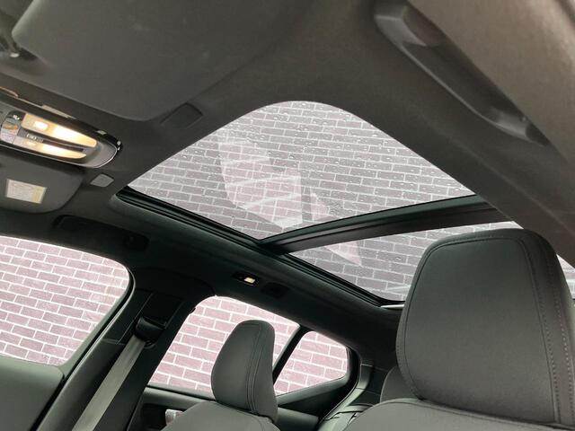 Volvo XC40 Recharge Pro | Panoramadak | Harman Kardon | Adaptive Cruise | Elektr. stoelbediening | Stuur/stoelverwarming | Standkachel | Google Maps
