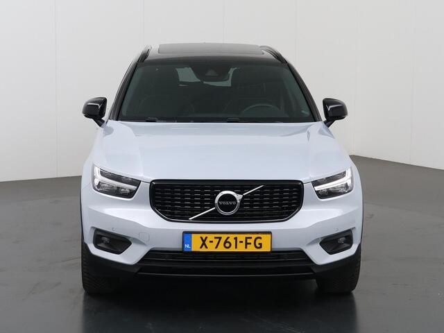 Volvo XC40 1.5 T5 Twin Engine R-Design | Panoramadak | Elekt. Stoelverstelling met geheugen | Stoel/Stuurwielverwarming | Elekt. Achterklep |