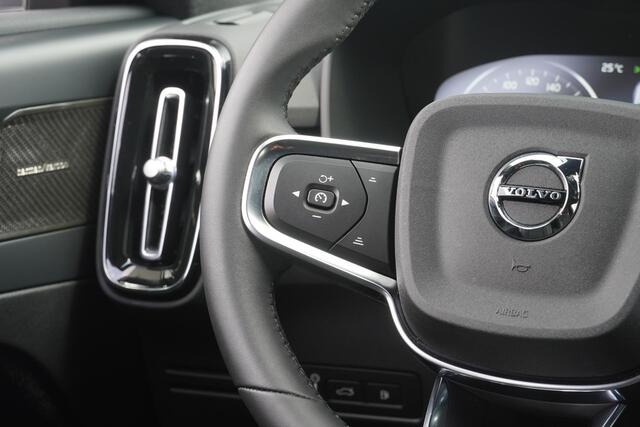 Volvo XC40 1.5 T5 Plug-in hybrid Plus Dark