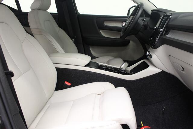 Volvo XC40 T4 Inscription | Rijklaarprijs | Adaptieve Cruise |