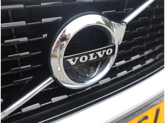 Volvo XC40 1.5 T5 Recharge R-Design