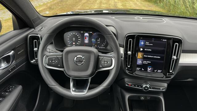 Volvo XC40 T4 PLUG-IN HYBRID PLUS DARK -PANO.DAK|POWER-SEATS|HARMAN/KARDON|PRIVACY.GLAS