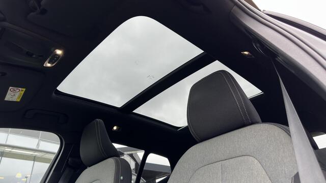 Volvo XC40 T4 PLUG-IN HYBRID PLUS DARK -PANO.DAK|POWER-SEATS|HARMAN/KARDON|PRIVACY.GLAS