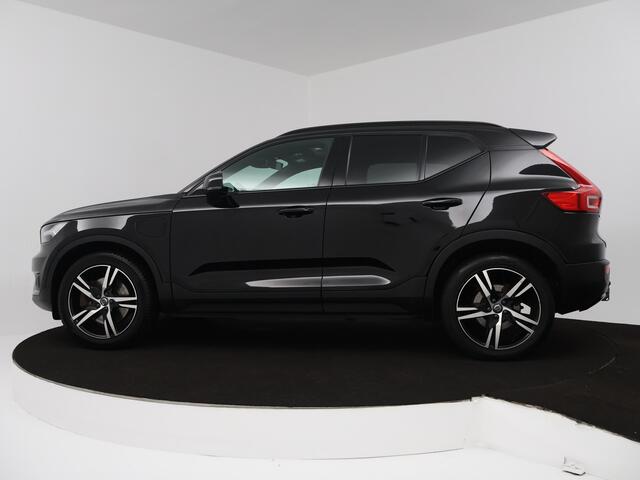 Volvo XC40 1.5 T5 Recharge R-Design | Apple Carplay / Android Auto (Navigatie) | Automaat | Schuif / Kanteldak | Half leder / Half alcantara | Trekhaak | VPI 31945