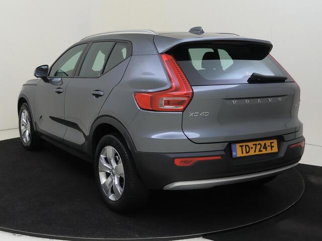 Volvo XC40 2.0 T4 Momentum 191PK | Navigatie | Climate Control | Cruise Control | Parkeersensoren | Licht & Regen Sensor | Keyless | 360 Camera |