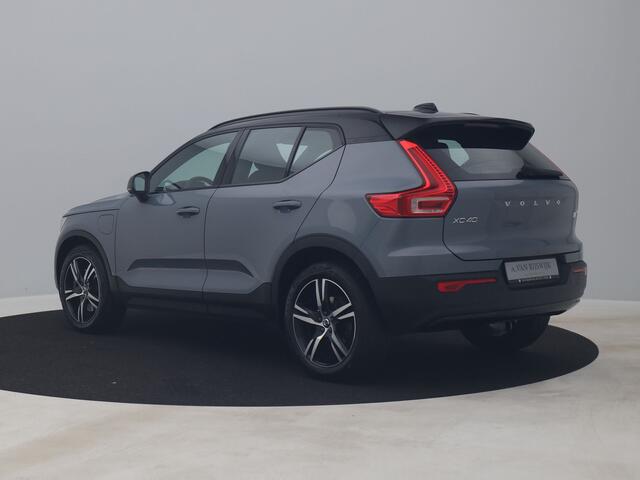Volvo XC40 1.5 T4 Recharge R-Design | CAMERA | KEYLESS | STOEL- EN BANKVERW.