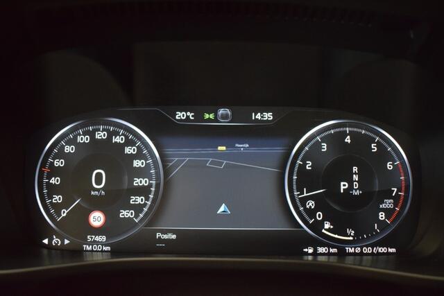 Volvo XC40 2.0 T4 190pk AUT8 Inscription Trekhaak 1800 kg/ Schuifdak/ 360 Camera/ Leer/ Stoelverw.