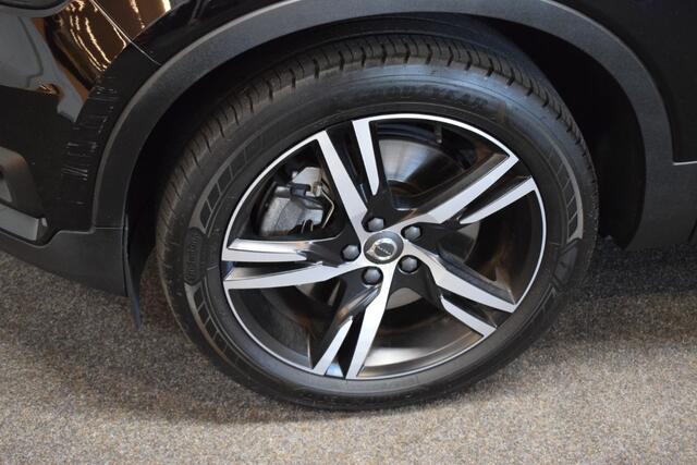 Volvo XC40 T5 261pk AUT7 Twin Engine R-Design Schuifdak/ Stuurverw./Stoelverw. v+a/ Camera/ PDC
