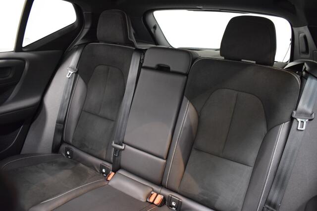 Volvo XC40 T5 261pk AUT7 Twin Engine R-Design Schuifdak/ Stuurverw./Stoelverw. v+a/ Camera/ PDC
