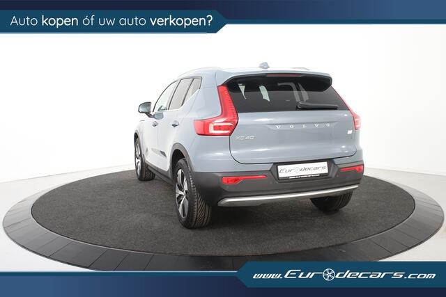 Volvo XC40 1.5 T4 Recharge *1ste Eigenaar*Navigatie*Stoelverwarming*Camera*