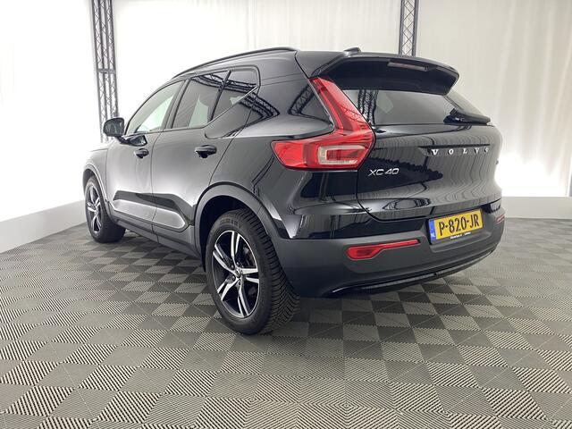 Volvo XC40 1.5 T3 Inscription | Apple carplay | Navigatie | Stoel- stuurverwarming |