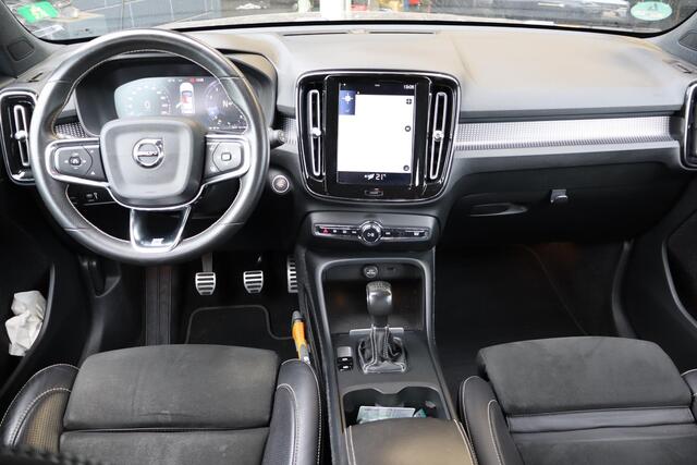 Volvo XC40 1.5 T3 R-Design Navigatie, Cruise control, Climate control, Trekhaak