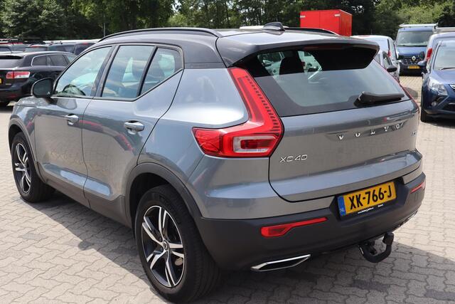 Volvo XC40 1.5 T3 R-Design Navigatie, Cruise control, Climate control, Trekhaak