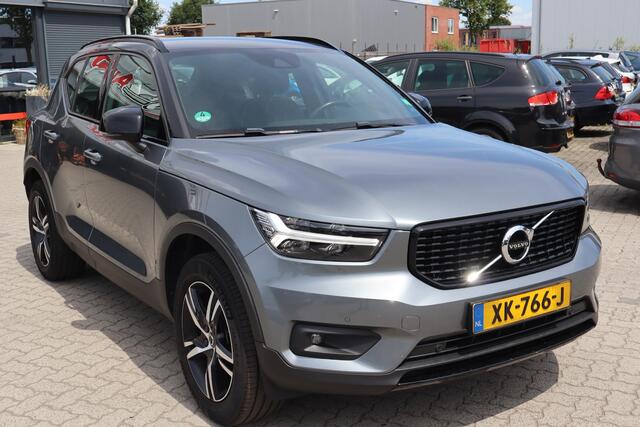 Volvo XC40 1.5 T3 R-Design Navigatie, Cruise control, Climate control, Trekhaak