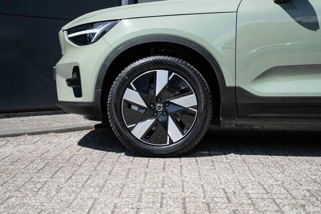 Volvo XC40 Single Motor Extended Range Plus 82 kWh | Elektrische Trekhaak | Verwarmde Stoelen+Stuurwiel | Dodehoekbewaking | Apple Carplay / Android Auto | Keyless Entry/Start