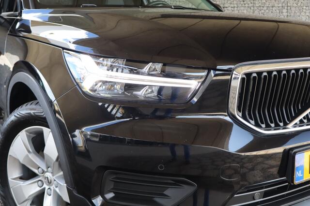 Volvo XC40 1.5 T3 | Geen import | Camera | Schuifdak | Carplay