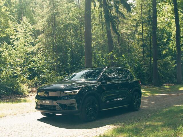 Volvo XC40 Single Motor Extended Range Plus 82 kWh | Parkeercamera