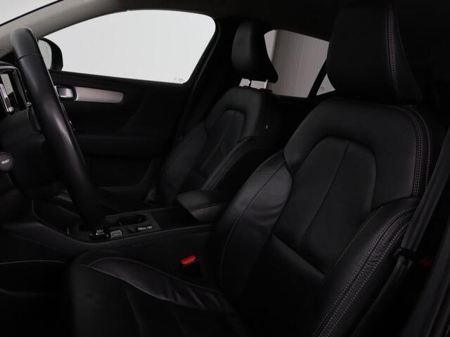 Volvo XC40 1.5 T4 Recharge Incription Expression | Leder | Trekhaak | Camera | Carplay | Keyless | Full LED | Parkeerhulp | Cruise control | Climate control