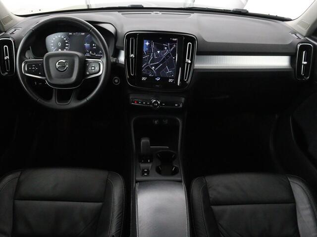 Volvo XC40 1.5 T4 Recharge Incription Expression | Leder | Trekhaak | Camera | Carplay | Keyless | Full LED | Parkeerhulp | Cruise control | Climate control