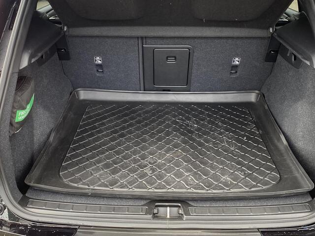 Volvo XC40 Single Motor Extended Range Plus 82 kWh ORIG. NL. NAP KM. | CAMERA | VOLVO GARANTIE T/M 1-2026