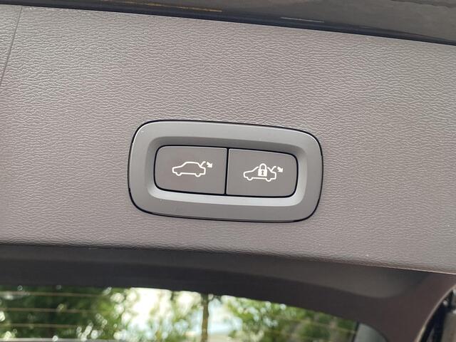 Volvo XC40 Single Motor Extended Range Plus 82 kWh ORIG. NL. NAP KM. | CAMERA | VOLVO GARANTIE T/M 1-2026