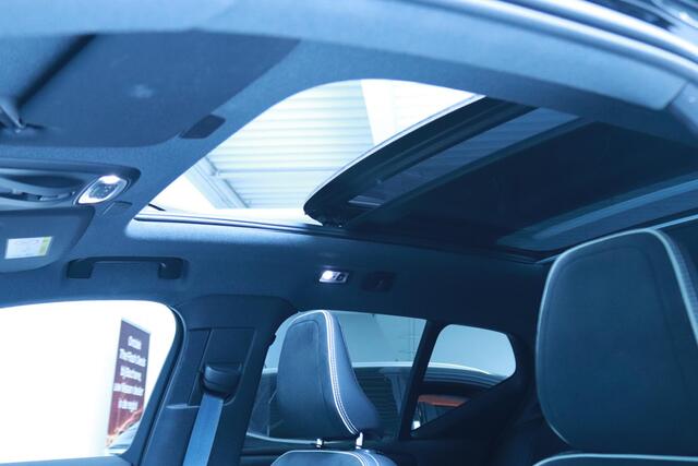 Volvo XC40 1.5 T5 Twin Engine R-Design Schuifdak/Clima/Navi/Trekhaak