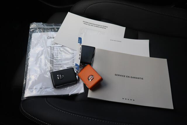 Volvo XC40 Recharge P8 AWD R-Design NL-Auto!! Panoramadak I Leder