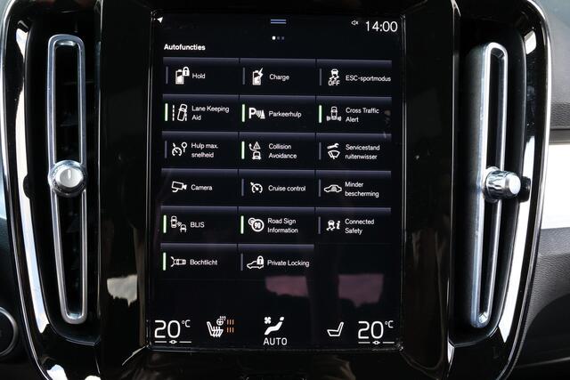 Volvo XC40 T4 Recharge Core Bright - IntelliSafe Assist & Surround - Parkeercamera achter - Verwarmde voorstoelen & stuur - Parkeersensoren voor & achter - Draadloze tel. lader - Extra getint glas - 19' LMV