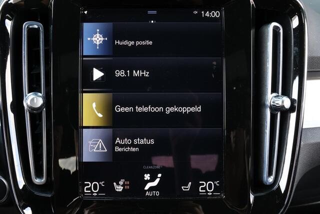 Volvo XC40 T4 Recharge Core Bright - IntelliSafe Assist & Surround - Parkeercamera achter - Verwarmde voorstoelen & stuur - Parkeersensoren voor & achter - Draadloze tel. lader - Extra getint glas - 19' LMV
