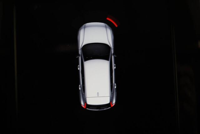 Volvo XC40 1.5 T2 R-Design | LOUNGE / CLIMATE- PACK | PANORAMADAK | DAB | APPLE | 360 CAMERA