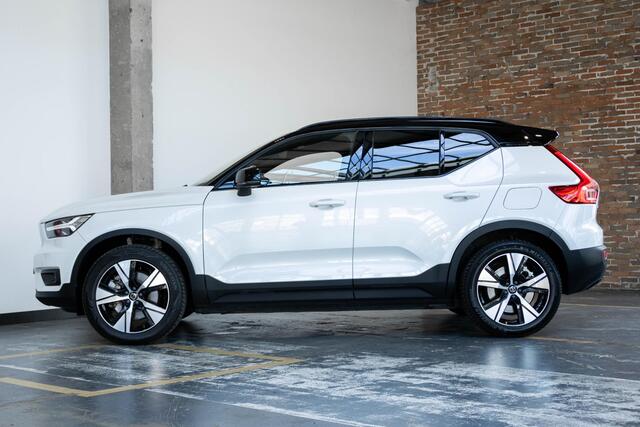 Volvo XC40 Recharge P8 AWD R-Design | Panoramadak | 360 Graden Camera | Extra Getint Glas | BLIS Dodehoekdetectie | Adaptieve Cruise Control | Google Maps | Verwarmbare Voorstoelen | Parkeerverwarming | Apple Carplay