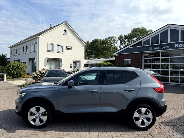 Volvo XC40 1.5 T3 Momentum Camera, Harman/Kardon, App Connect