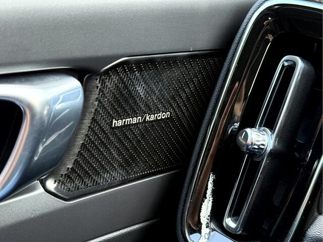 Volvo XC40 1.5 T3 Momentum Camera, Harman/Kardon, App Connect