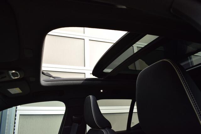 Volvo XC40 1.5 T5 Recharge R-Design Panodak | Trekhaak | OrigNL |