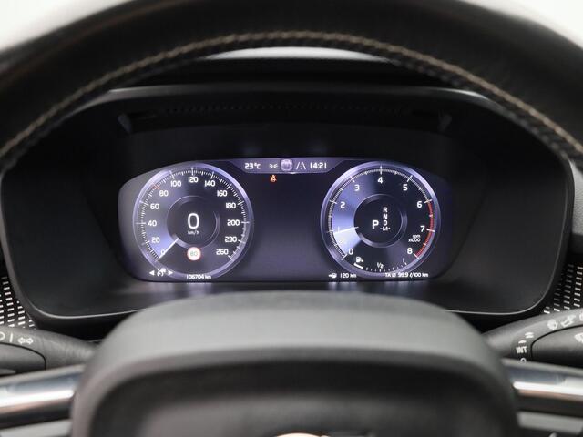 Volvo XC40 1.5 T2 R-Design | PANO | CAMERA | ADAPTIVE