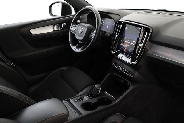 Volvo XC40 T3 AUT. MOMENTUM PRO -CAMERA|ADAP.LED|VERW.VOORRUIT|CRUISE|CARPLAY