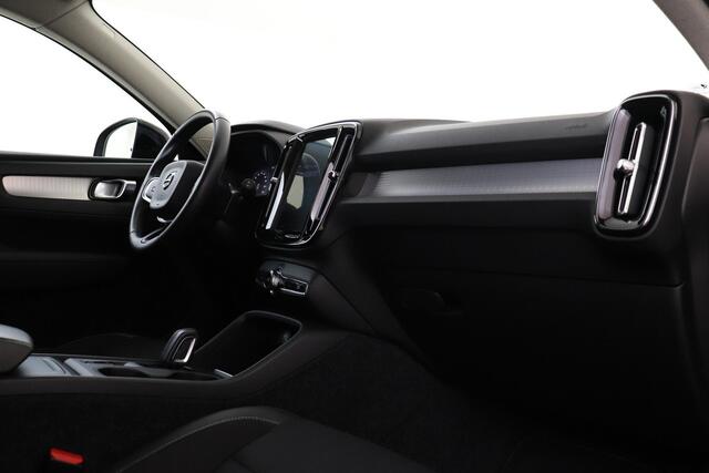 Volvo XC40 T3 AUT. MOMENTUM PRO -CAMERA|ADAP.LED|VERW.VOORRUIT|CRUISE|CARPLAY