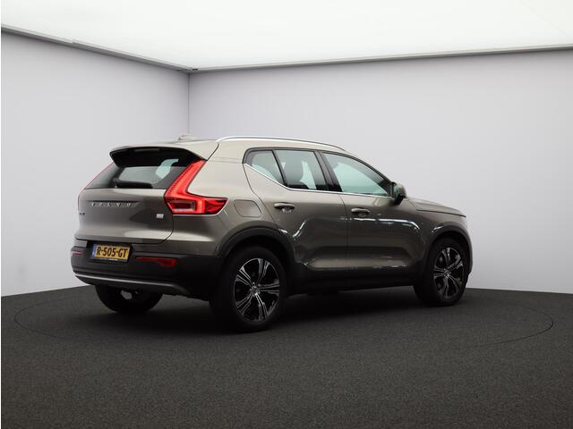 Volvo XC40 T5 Recharge Inscription / Lederen Bekleding / Elektrische Stoelen / Stoel + Stuurverwarming /Adaptive Cruise / Parkeercamera / Keyless / Pilot Assist /